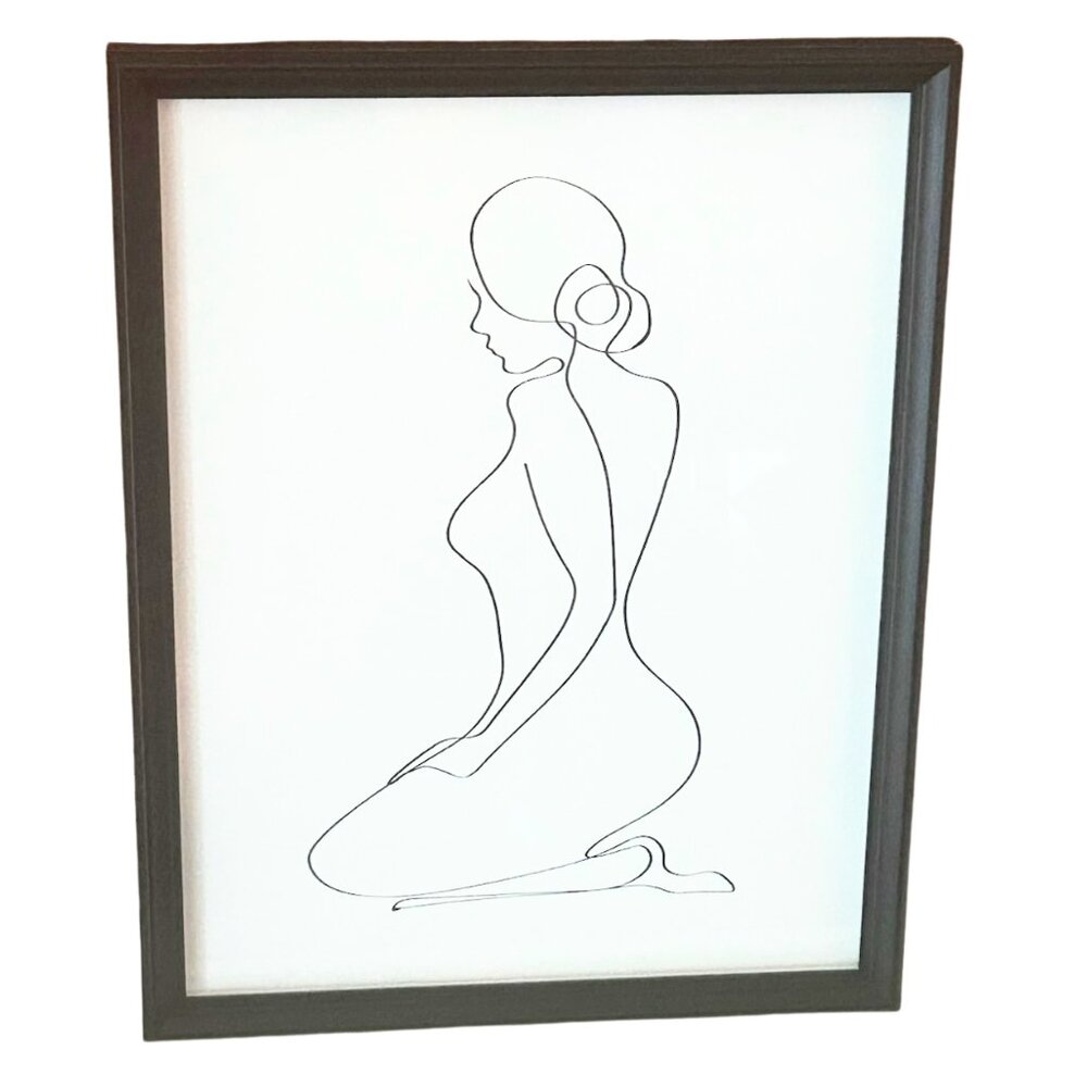 NWT Nude Line Art Female Silhouette Outlined Drawing